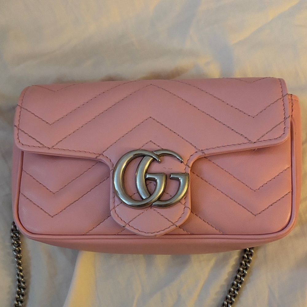 Gucci GG Mini Marmont Crossbody Bag Pink